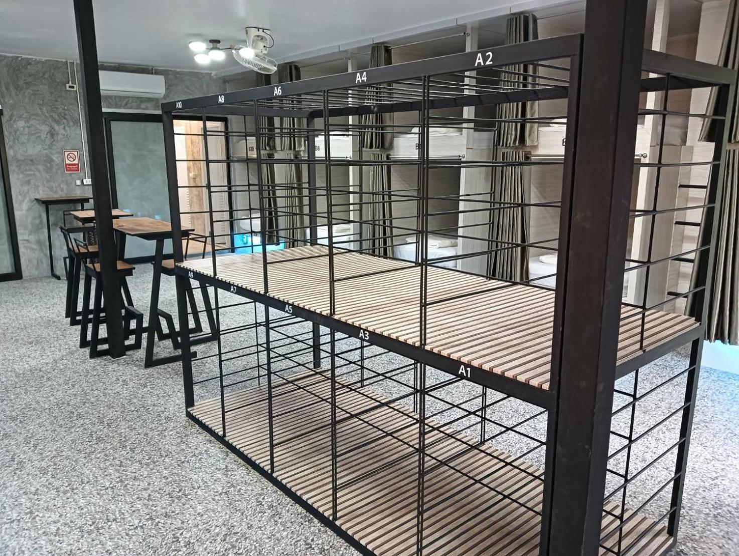 Auberge de jeunesse White Jail At *